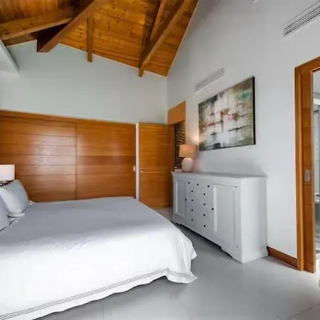 Orion Vale Do Lobo 阿尔曼萨