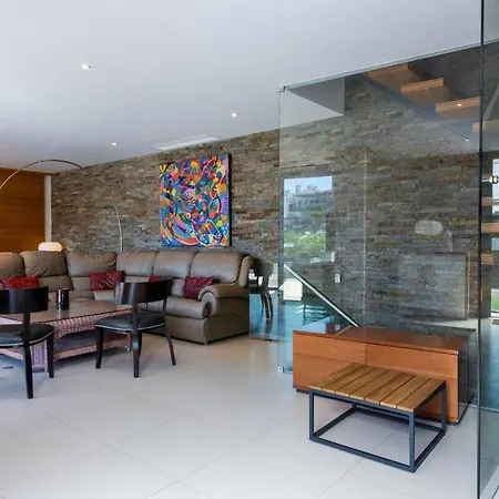 Orion Vale Do Lobo Tatil Evi *